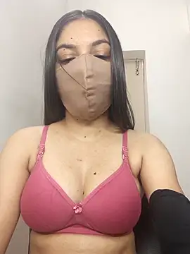 Snapshot of _desigori chatting on March 2026 04:13:02 AM desigori online show from March 2026 04:13:02 AM