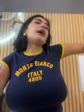 clarachanelricek online show from December 2025 08:26:01 PM