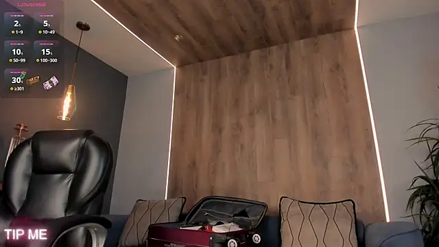 SophieBarnett online show from October 2025 12:58:01 AM