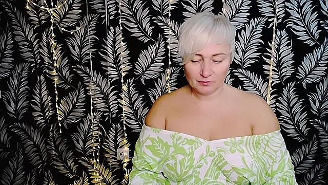 Olivia playful online show from November 2025 11:11:02 AM