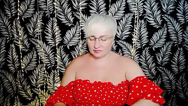 Snapshot of Olivia_playful chatting on June 2026 10:25:02 AM Olivia playful online show from June 2026 10:25:02 AM