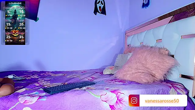 Snapshot of Julieth_Rossi chatting on October 2025 04:14:01 AM Julieth Rossi online show from October 2025 04:14:01 AM