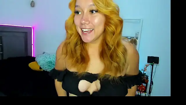 Cherrynoa online show from October 2025 01:44:01 AM