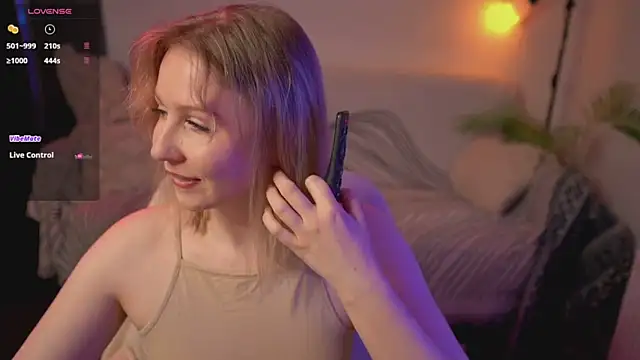 Snapshot of _Killer_Smile_ chatting on January 2025 10:05:02 AM Killer Smile online show from January 2025 10:05:02 AM