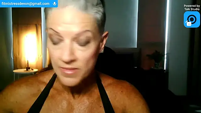 Snapshot of Devon2020 chatting on June 2026 08:50:01 AM Devon2020 online show from June 2026 08:50:01 AM