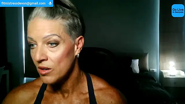 Snapshot of Devon2020 chatting on June 2026 10:15:01 AM Devon2020 online show from June 2026 10:15:01 AM