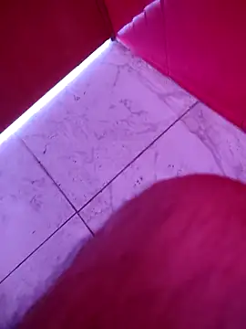 Jeanka18z online show from November 2025 04:53:01 PM