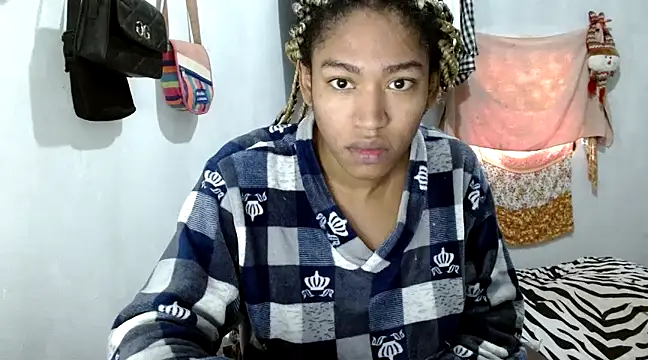 Snapshot of angelamarie1 chatting on February 2025 01:14:02 PM angelamarie1 online show from February 2025 01:14:02 PM