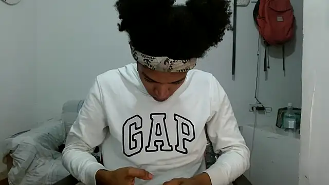 Snapshot of angelamarie1 chatting on September 2025 10:42:01 AM angelamarie1 online show from September 2025 10:42:01 AM