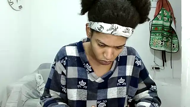 Snapshot of angelamarie1 chatting on November 2025 09:36:01 PM angelamarie1 online show from November 2025 09:36:01 PM