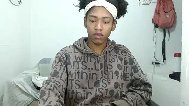 Snapshot of angelamarie1 chatting on November 2025 07:41:01 AM angelamarie1 online show from November 2025 07:41:01 AM