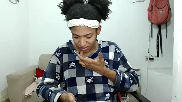 Snapshot of angelamarie1 chatting on November 2025 06:22:01 AM angelamarie1 online show from November 2025 06:22:01 AM