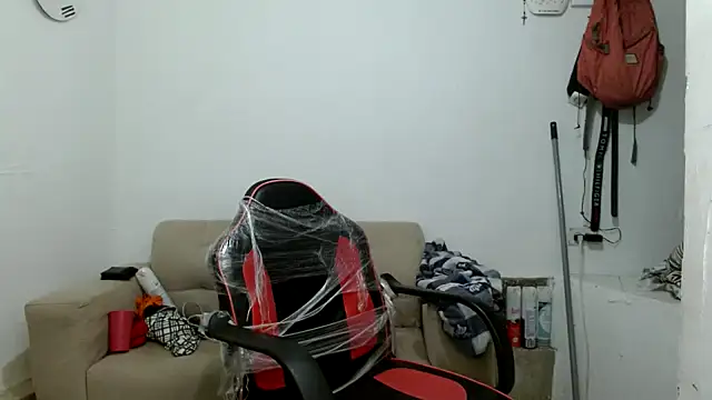 Snapshot of angelamarie1 chatting on November 2025 09:41:02 PM angelamarie1 online show from November 2025 09:41:02 PM