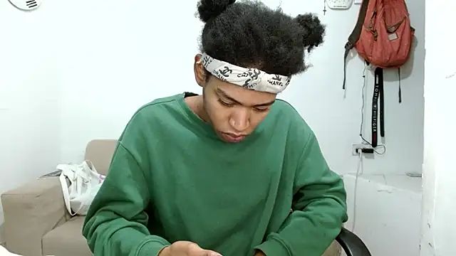 Snapshot of angelamarie1 chatting on November 2025 08:29:02 AM angelamarie1 online show from November 2025 08:29:02 AM