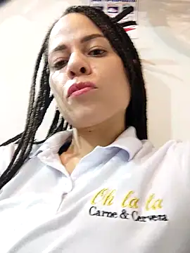 Dannacamila online show from February 2026 11:30:01 PM