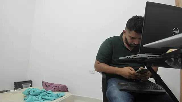 isearchcompany online show from December 2025 02:33:01 PM