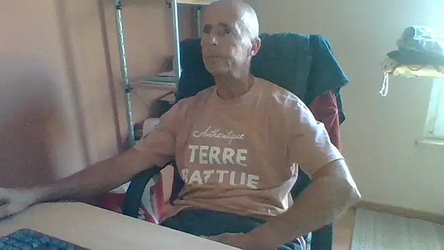 olibrius71 online show from October 2025 08:23:02 AM