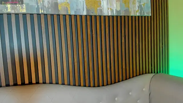 LauraAristizabal online show from December 2025 12:56:02 PM