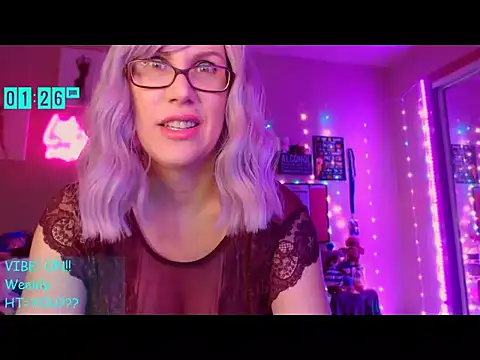 EmmaIsHere online show from July 2026 07:24:01 PM