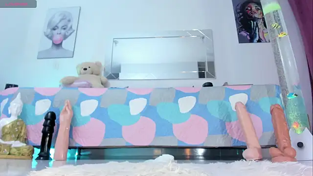 miaa-lee online show from January 2025 04:55:02 AM