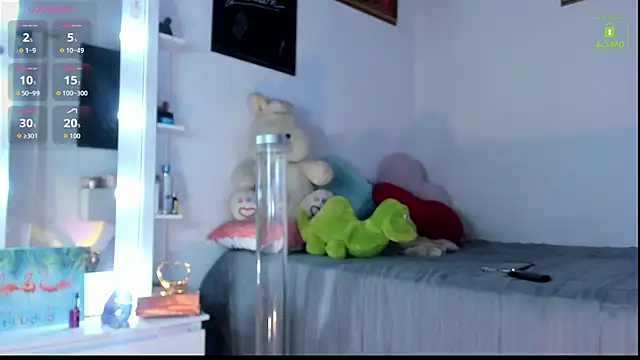 miaa-lee online show from November 2025 03:39:02 AM