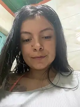 Snapshot of Meghan320 chatting on January 2025 04:52:01 PM Meghan320 online show from January 2025 04:52:01 PM