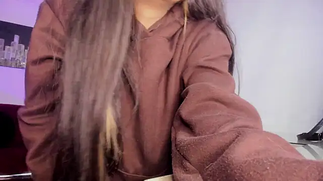 Snapshot of Meghan320 chatting on December 2025 11:48:01 AM Meghan320 online show from December 2025 11:48:01 AM