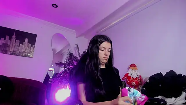 Snapshot of Meghan320 chatting on December 2025 11:30:02 AM Meghan320 online show from December 2025 11:30:02 AM