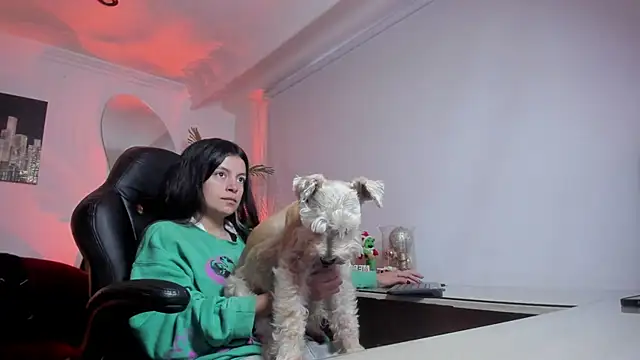 Snapshot of Meghan320 chatting on December 2025 11:37:01 AM Meghan320 online show from December 2025 11:37:01 AM