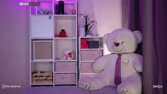 Karamelsw  online show from March 2026 11:24:01 PM