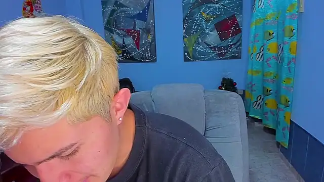 patrik 027 online show from December 2025 07:42:02 PM