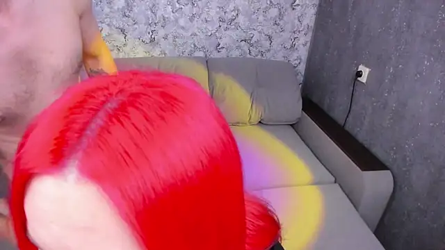 Snapshot of DavidAndSophie chatting on February 2025 02:32:02 PM DavidAndSophie online show from February 2025 02:32:02 PM