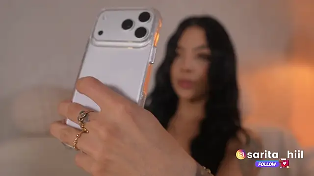 Snapshot of sarah_hiill chatting on October 2025 01:05:02 AM sarah hiill online show from October 2025 01:05:02 AM