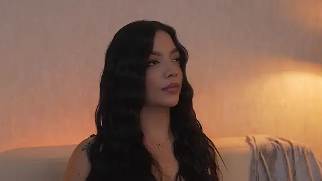 sarah hiill online show from March 2026 11:44:01 PM