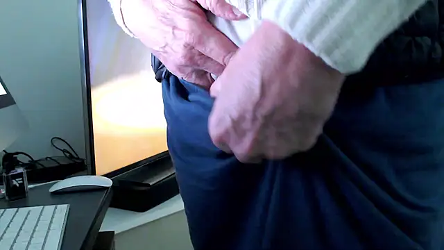 Unicum900 online show from March 2025 05:24:02 PM