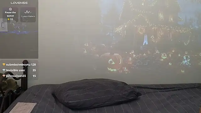 Snapshot of CharlotteDoe chatting on October 2025 04:53:02 PM CharlotteDoe online show from October 2025 04:53:02 PM