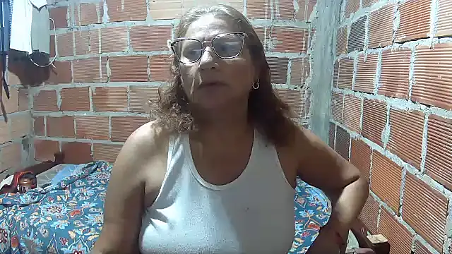 Snapshot of charrysexy1 chatting on September 2025 11:23:02 AM charrysexy1 online show from September 2025 11:23:02 AM