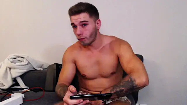 Snapshot of Elkafit28 chatting on October 2025 09:16:01 PM Elkafit28 online show from October 2025 09:16:01 PM