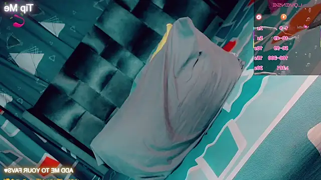 Snapshot of CharlotteBigCock chatting on February 2026 02:28:01 PM CharlotteBigCock online show from February 2026 02:28:01 PM