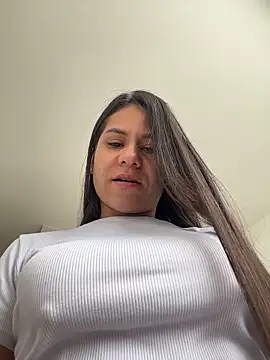 Reggie-Liam online show from April 2026 07:58:02 PM