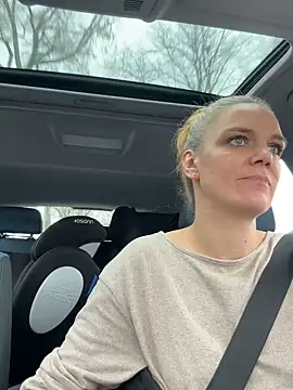 Snapshot of Suesse_Schnitte chatting on December 2024 11:54:02 AM Suesse Schnitte online show from December 2024 11:54:02 AM