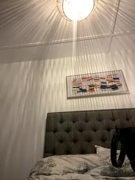 Snapshot of Bustyblondebabe32 chatting on November 2025 03:43:02 PM Bustyblondebabe32 online show from November 2025 03:43:02 PM