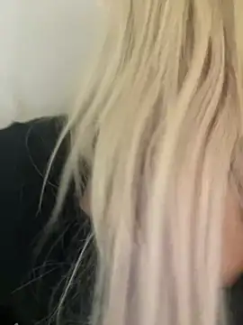 Bustyblondebabe32 online show from January 2026 08:53:02 AM