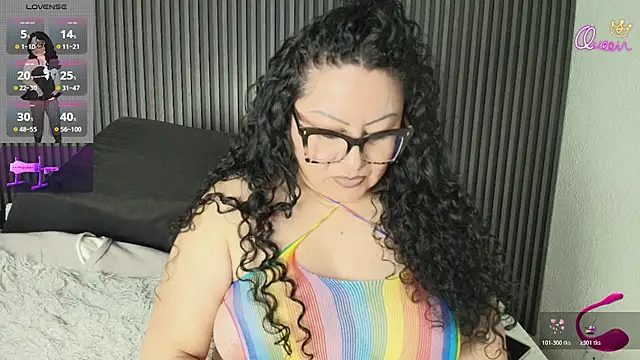 Snapshot of hazel_milf chatting on July 2026 11:34:01 AM hazel milf online show from July 2026 11:34:01 AM
