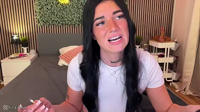 LizaRoxx online show from September 2025 07:05:01 PM