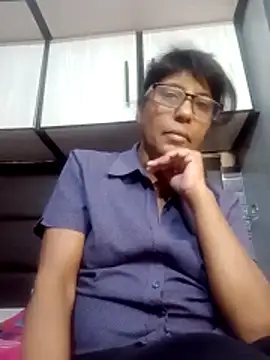 MsAttitude online show from May 2026 05:06:01 PM
