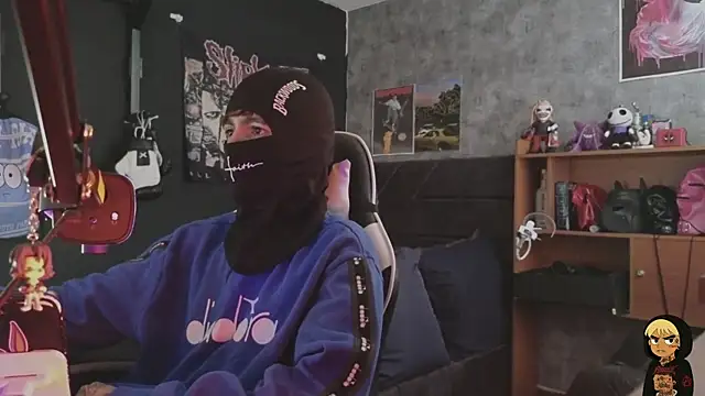 Snapshot of AcidMilo chatting on January 2026 03:28:02 PM AcidMilo online show from January 2026 03:28:02 PM