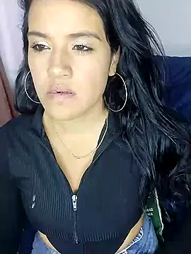 zhayra rose online show from January 2025 11:00:02 PM