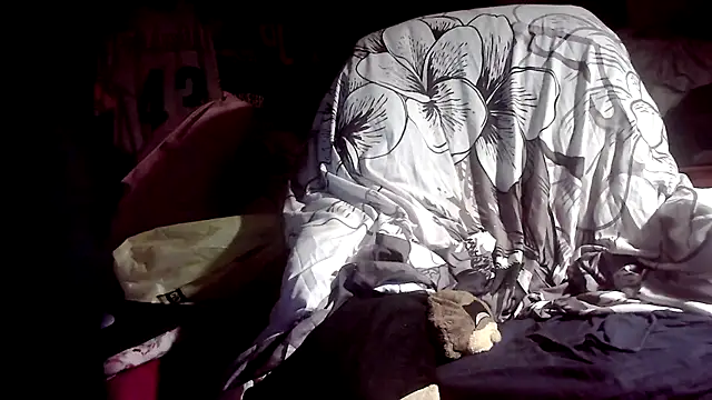 Snapshot of xxxTony999 chatting on December 2024 06:41:01 AM xxxTony999 online show from December 2024 06:41:01 AM