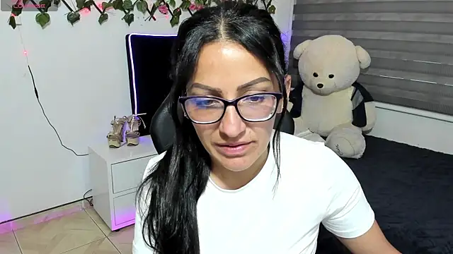 alma blue online show from January 2026 10:33:02 PM